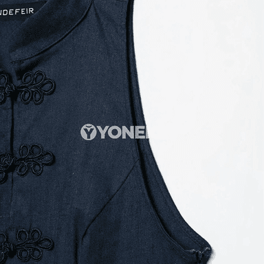 Zenanlar üçin ýazky ýeňsiz düwmejikli moda bluzka