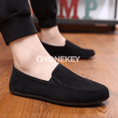 Erkekler üçin ýeňil, rahat slip-on krossowka aýakgaplar