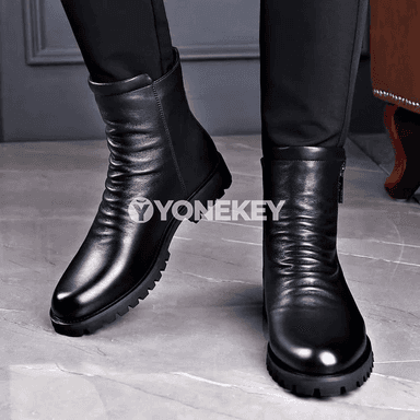 Erkekler üçin ýokary boýunly deri ädikler, gyşlaýyn ýyly model
