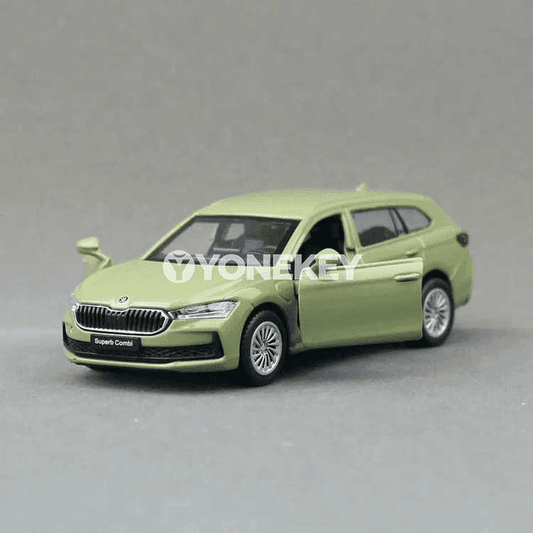 Skoda Superb Combi 1:43 metal model awtoulag, kolleksiýa üçin