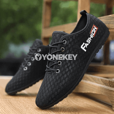Erkekler üçin tomuslyk dem alýan mesh sport köwüşleri