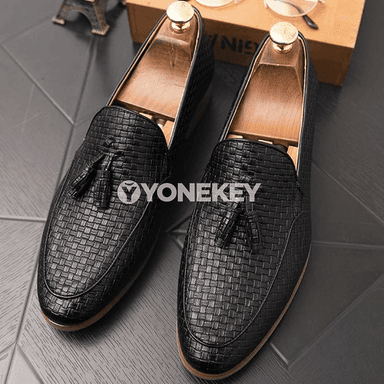 Erkekler üçin tasselli klassik loafer köwüşler, ofis we resmi ýagdaýlar üçin