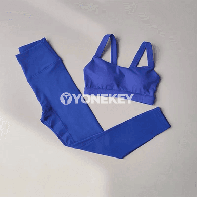 Aýallar üçin tikinsiz sport toplumy, ýokarky we leggins