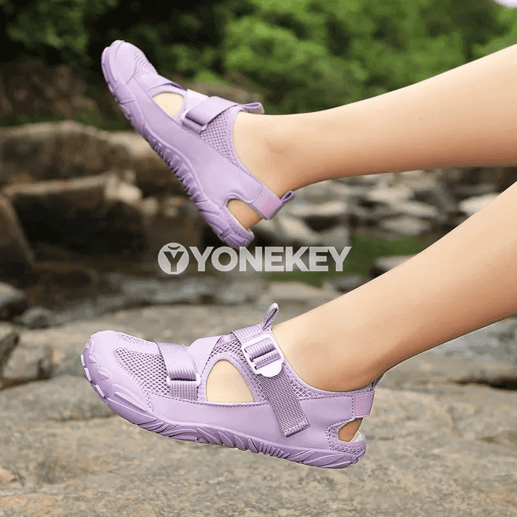 Aýal-gyzlar üçin ýeňil suwa laýyk sandal, çalt guradyjy, taýganok