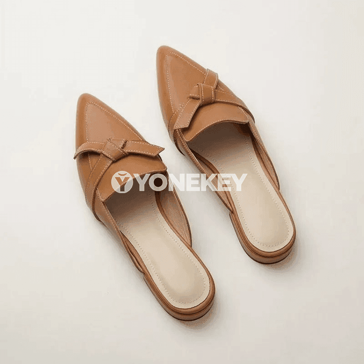 Zenanlar üçin tomusky tekiz ökjeli açyk burnukly sandal