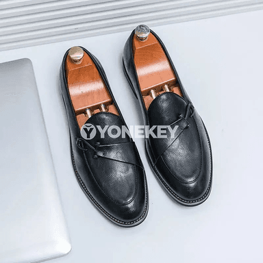 Erkekler üçin deri slip-on gündelik aýakgaplar, ýeňil we tykmaçsyz