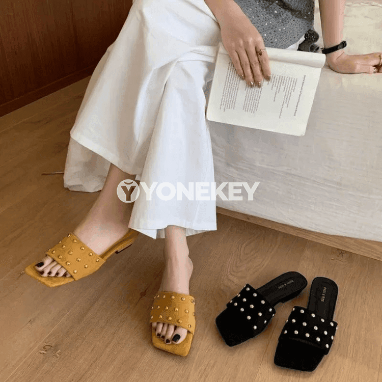 Zenanlar üçin moda reňkli rahat açyk sandallar, 2026 täze model