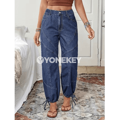 Zenanlar üçin giň kesimli jeans, topukda daňylýan, uly ölçegli