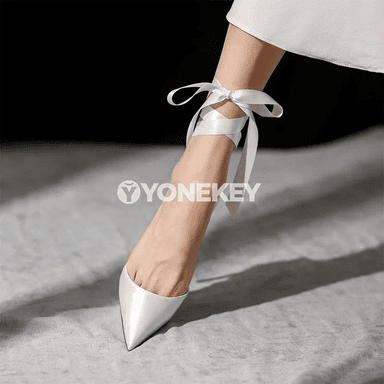 Zenanlar üçin ýokary ökjeli ýüp baglanýan elegant sandal