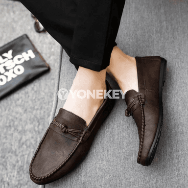 Erkekler üçin rahat mokasin köwüşler, gündelik slip-on model