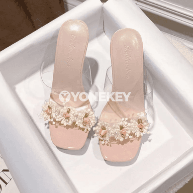 Zenanlar üçin ýokary ökjelikdäki şeffaf PVC sandal, platformaly
