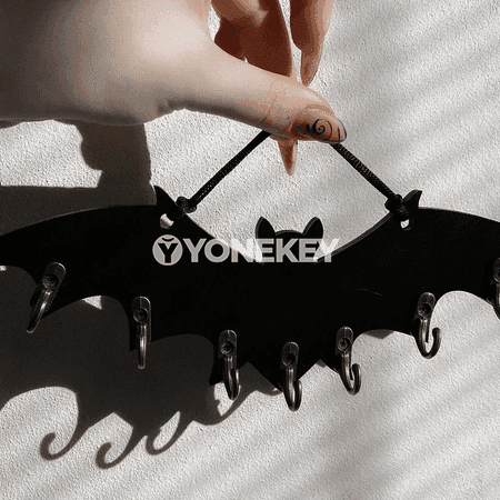 Bat şekilli diwar asgyjy, Halloween bezegi we köpfunksional tertipleýji