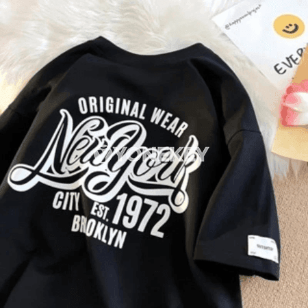 Erkekler üçin giň ölçegli ýumşak futbolka, retro ýazgyly, gündelik stil