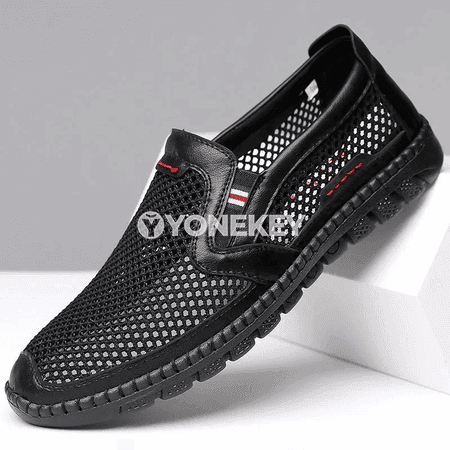 Erkekler üçin tomuslyk mesh köwüşler, ýeňil we rahat slip-on model