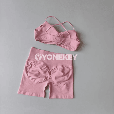 Zenanlar üçin ýokary belli ýoga toplumy, sport bra we şortikli set