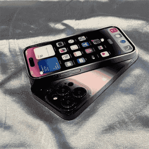 iPhone modelli telefonlar üçin çehol.