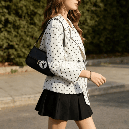 Zenanlar üçin boýunýaka jaket, nokatly ýeňli ýaz-tomus model