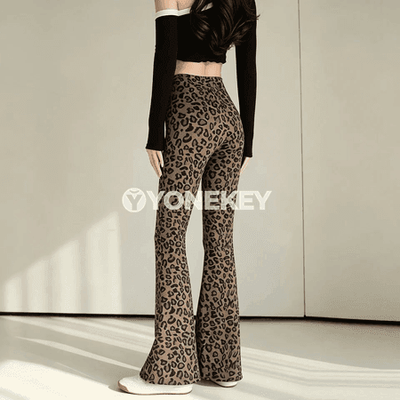 Aýallaryň ýokary boýunly ýoga balaklary, leopard nagşy, giňje kesim