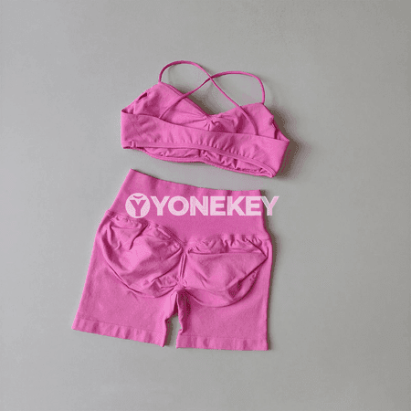 Zenanlar üçin ýokary belli ýoga toplumy, sport bra we şortikli set