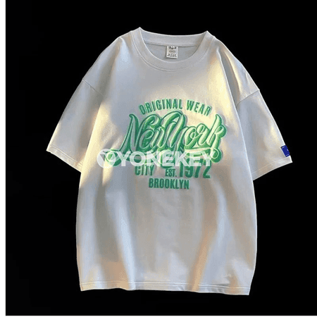 Erkekler üçin giň ölçegli ýumşak futbolka, retro ýazgyly, gündelik stil