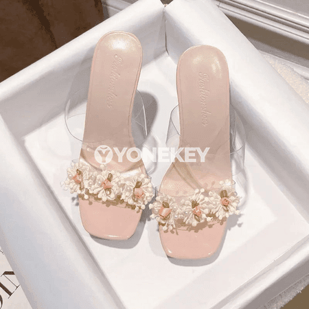 Zenanlar üçin ýokary ökjelikdäki şeffaf PVC sandal, platformaly