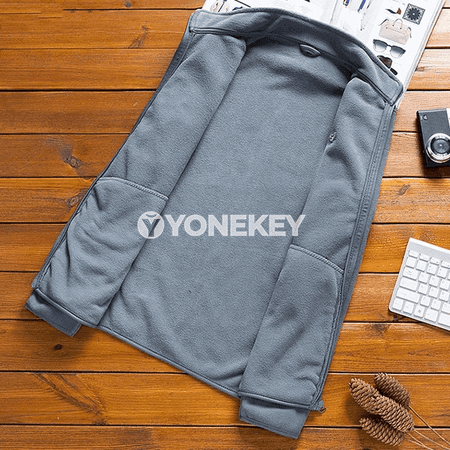 Erkekler üçin ýeňil fleece softshell kurtka, fermuarly