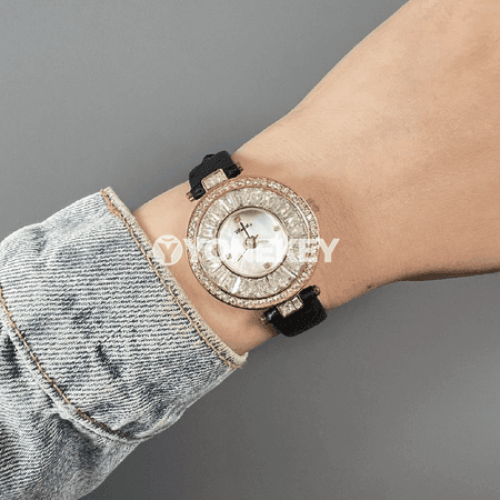 ⌚ Aýal-gyzlar üçin owadan we ýokary hilli sagat ✨