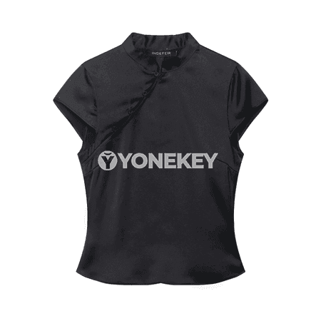 Zenanlar üçin gysga ýeňli slim fit düwmejikli şäher bluzkasy