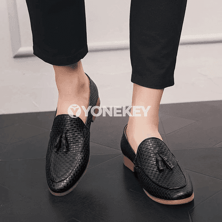 Erkekler üçin tasselli klassik loafer köwüşler, ofis we resmi ýagdaýlar üçin