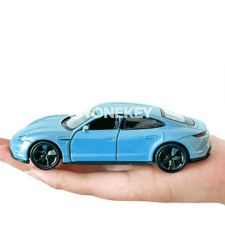 1:36 Porsche Taycan metal modeli çagalar üçin, yza çekilýän