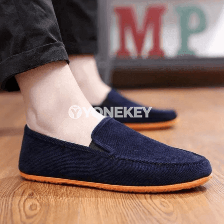 Erkekler üçin ýeňil, rahat slip-on krossowka aýakgaplar